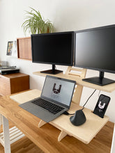 Charger l'image dans la galerie, La station assis debout - PLUS